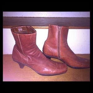 Kenneth Cole Reaction Walkie Talkie leather boots